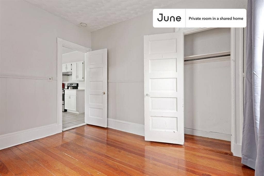 3 BR in Boston