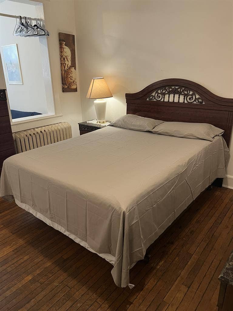 Furnished room for rent in Petworth