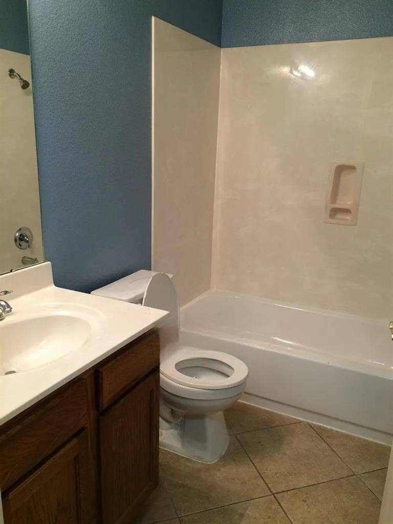 Central Austin Room Furnished Avail