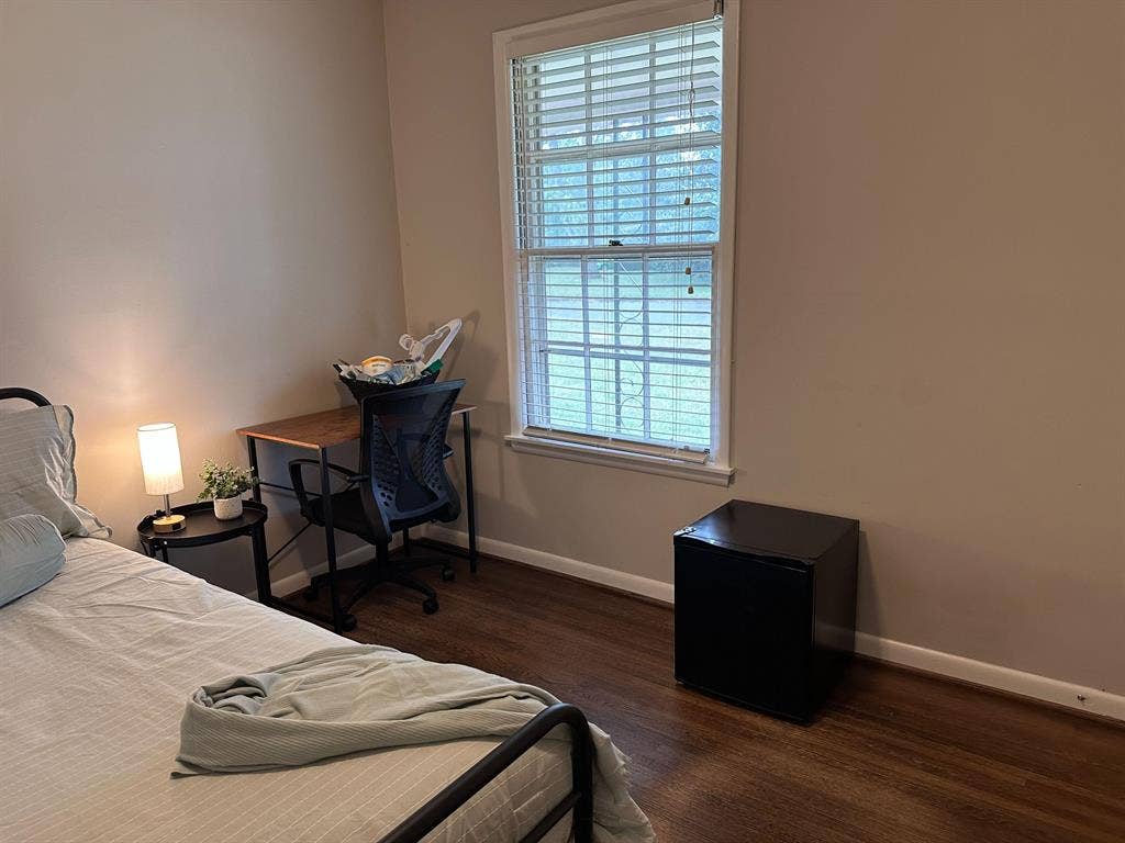 6 BR in Huntsville