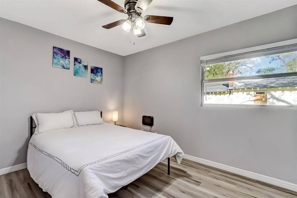 6 BR in Jacksonville