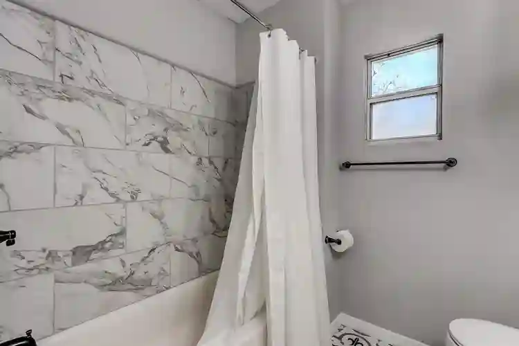 6 BR in Jacksonville