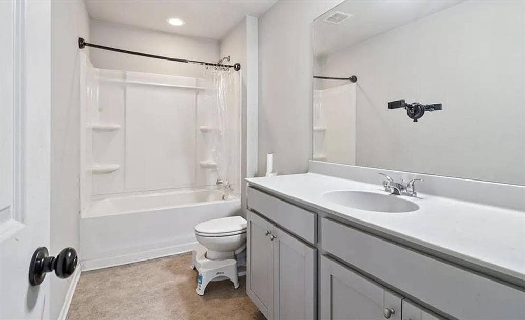 Room in Clean Spacious Home