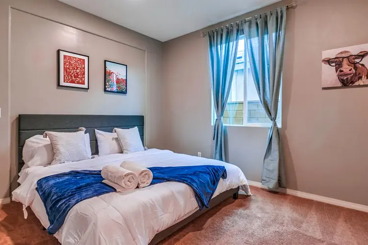 Fully Furnished/Wifi Utility inclu