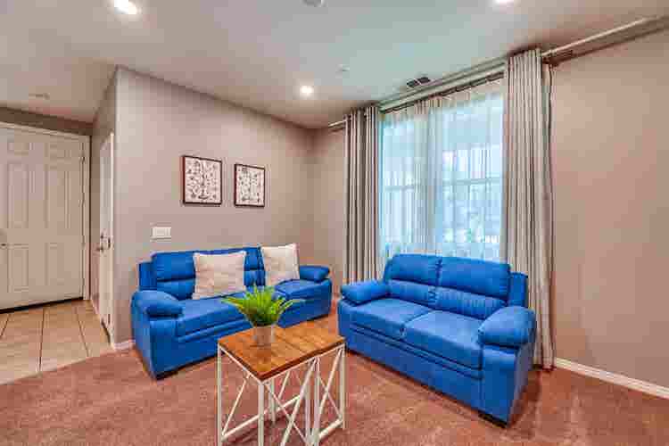 Fully Furnished/Wifi Utility inclu