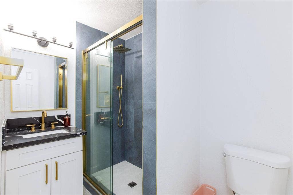 7 BR in Las Vegas