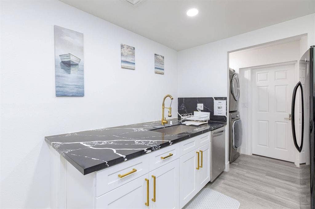7 BR in Las Vegas