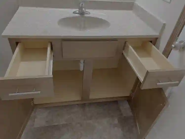 bedroom - private bathroom & closet