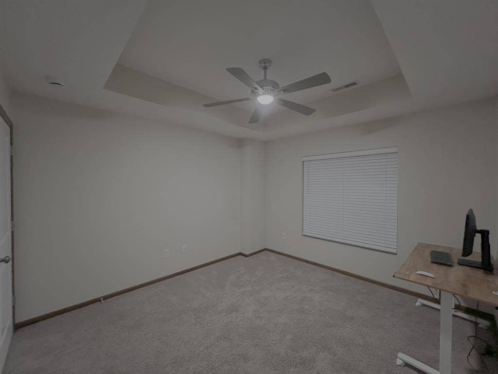 bedroom - private bathroom & closet