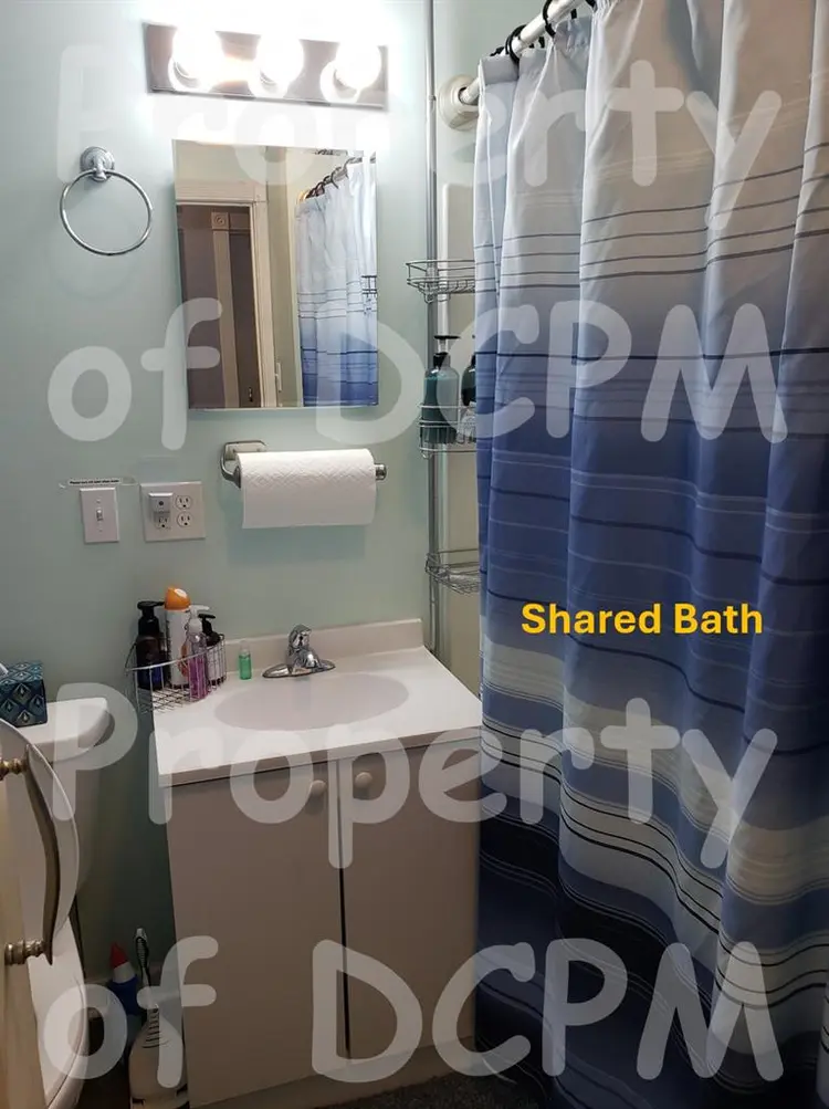 (Beach) Queen Room - Furnished