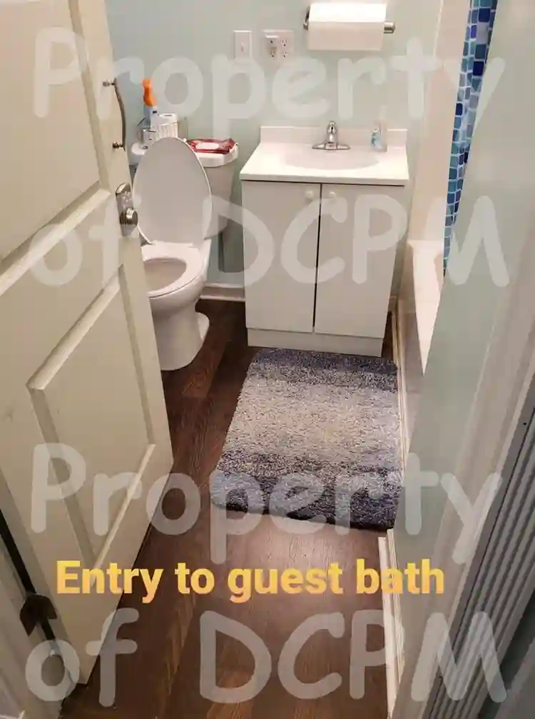 (Beach) Queen Room - Furnished