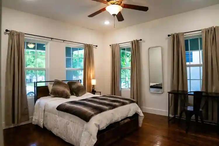 8 BR in Fort Worth
