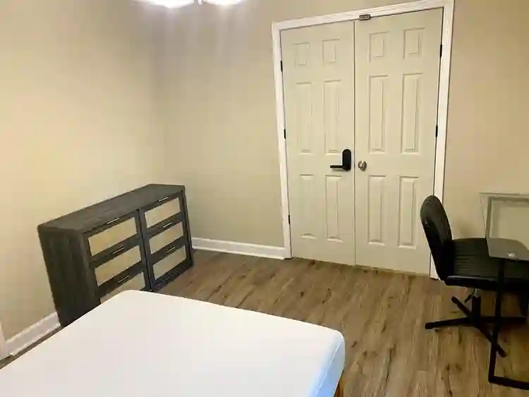 5 BR in Hammond
