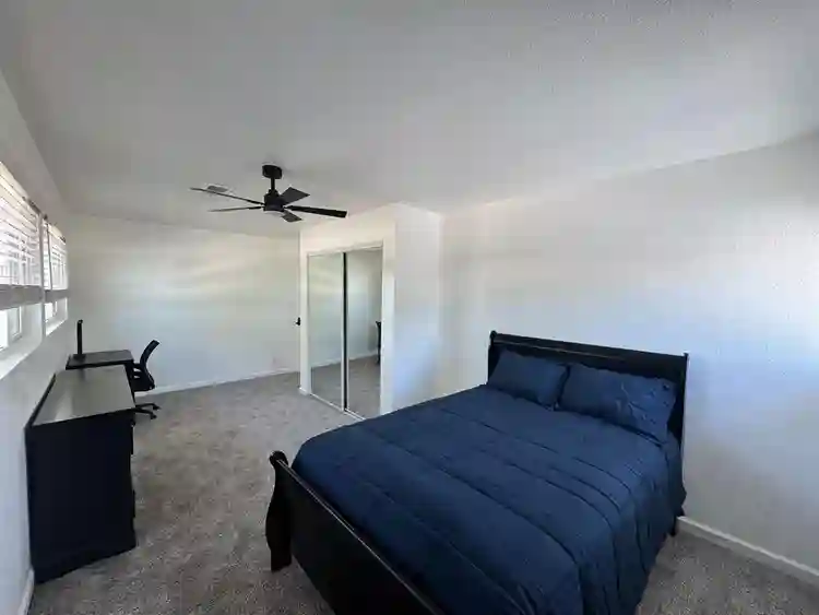 9 BR in Sacramento