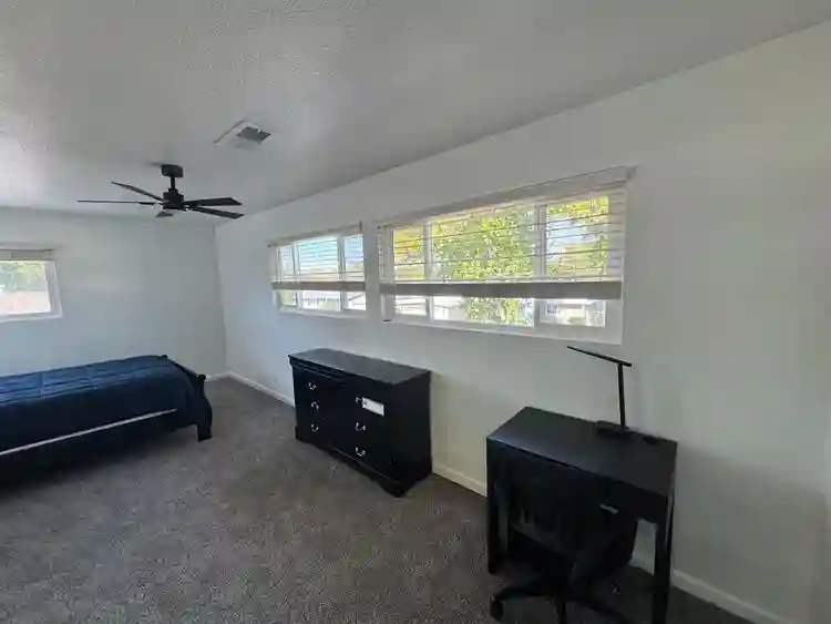 9 BR in Sacramento