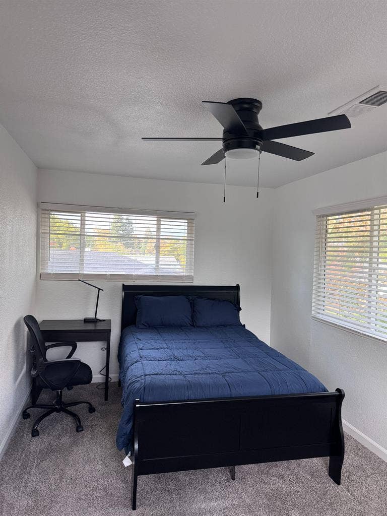 9 BR in Sacramento