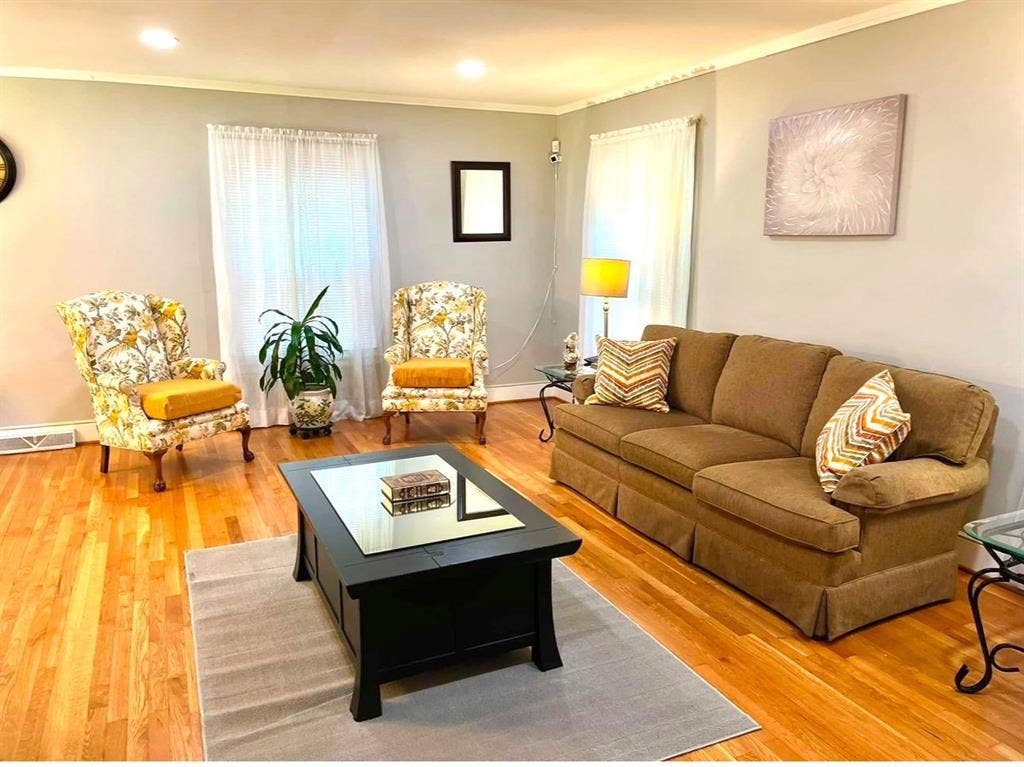 5 BR in Charlotte