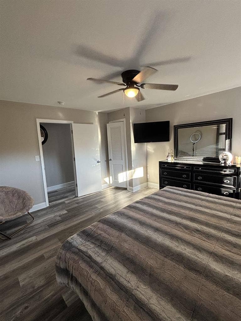 5 BR in Charlotte