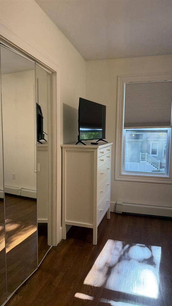 8 BR in Worcester