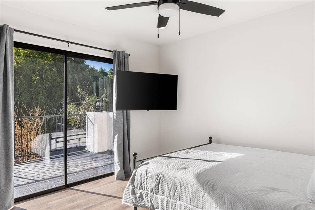 8 BR in Cathedral City