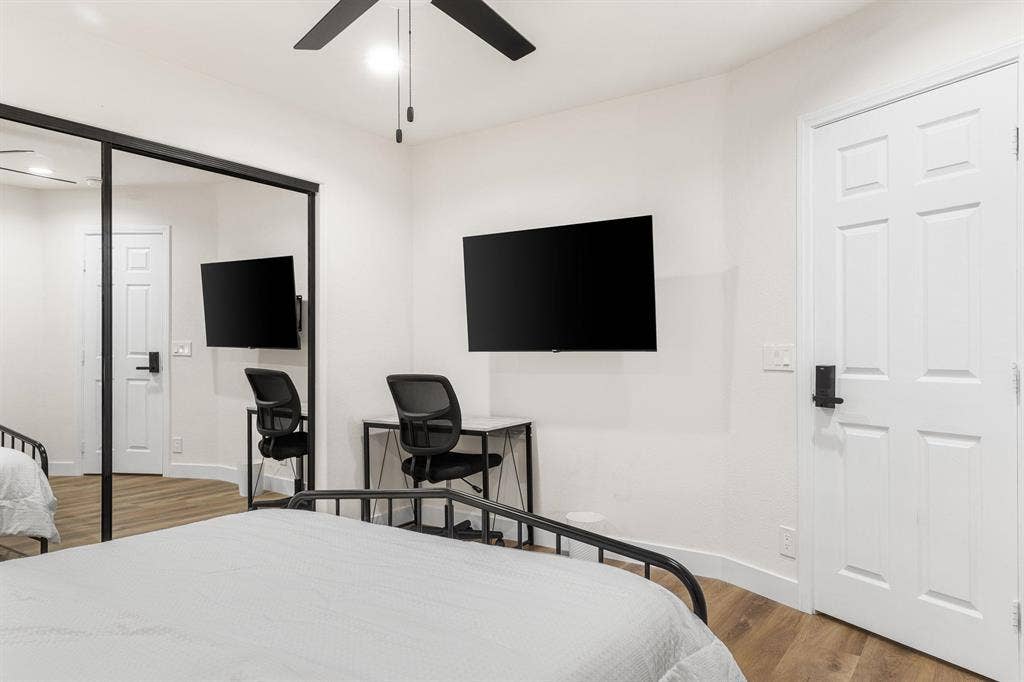 8 BR in Cathedral City