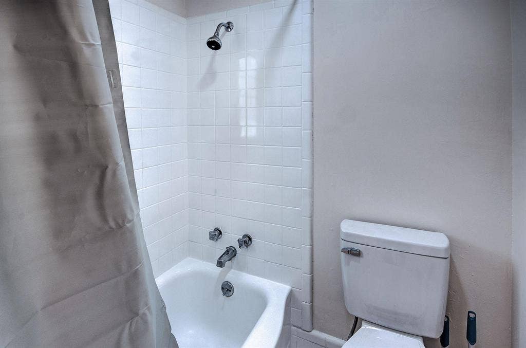 6 BR in Jackson