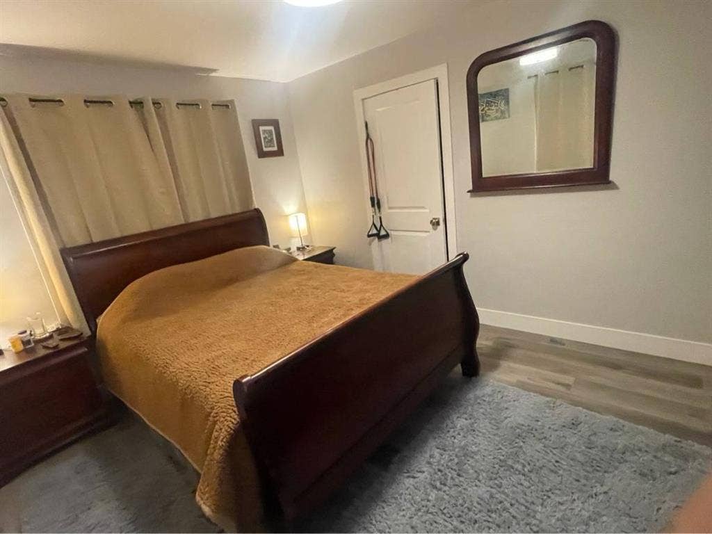 Room for Rent in 3 BR Home