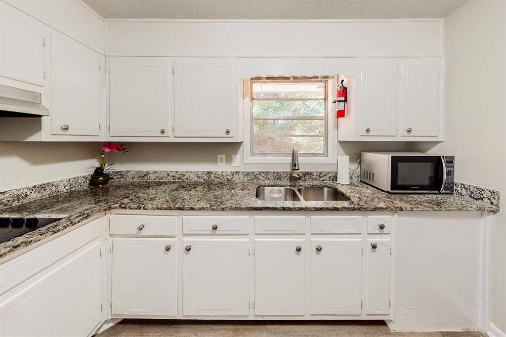 8 BR in Decatur