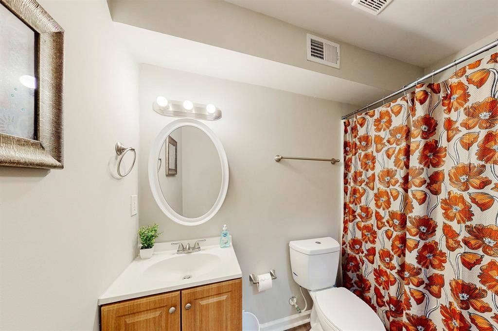 8 BR in Decatur