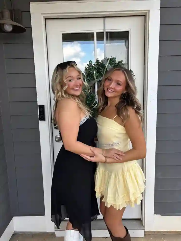 4th Roomate needed!!!