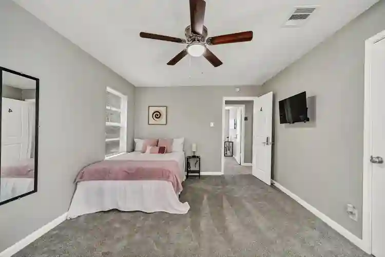 9 BR in Texas City