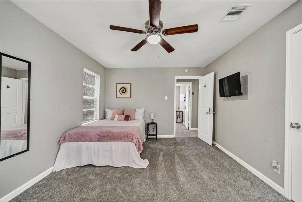 9 BR in Texas City