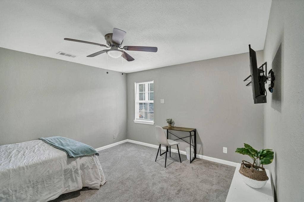 9 BR in Texas City