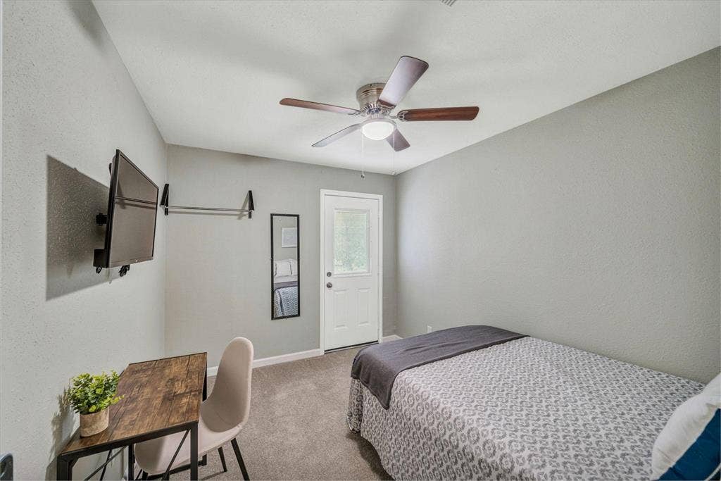9 BR in Texas City