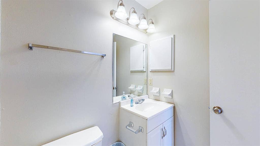 9 BR in Lithonia