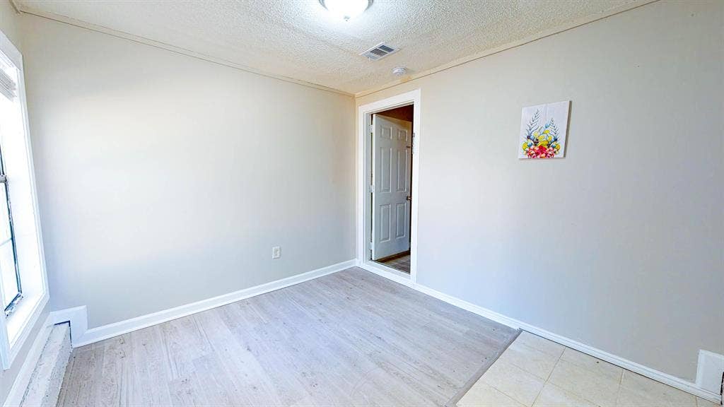 9 BR in Lithonia