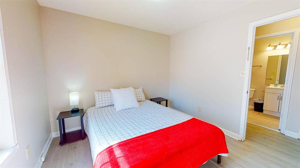 9 BR in Lithonia