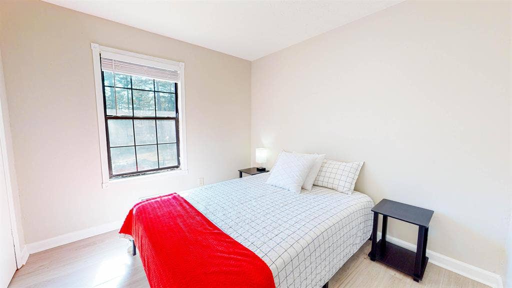 9 BR in Lithonia