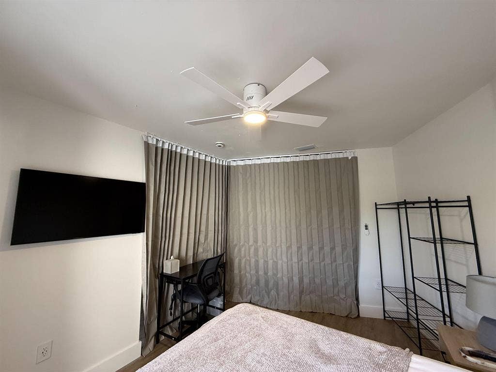 6 BR in Sarasota