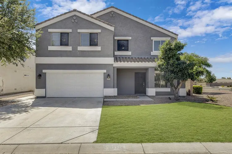 5 BR in Queen Creek