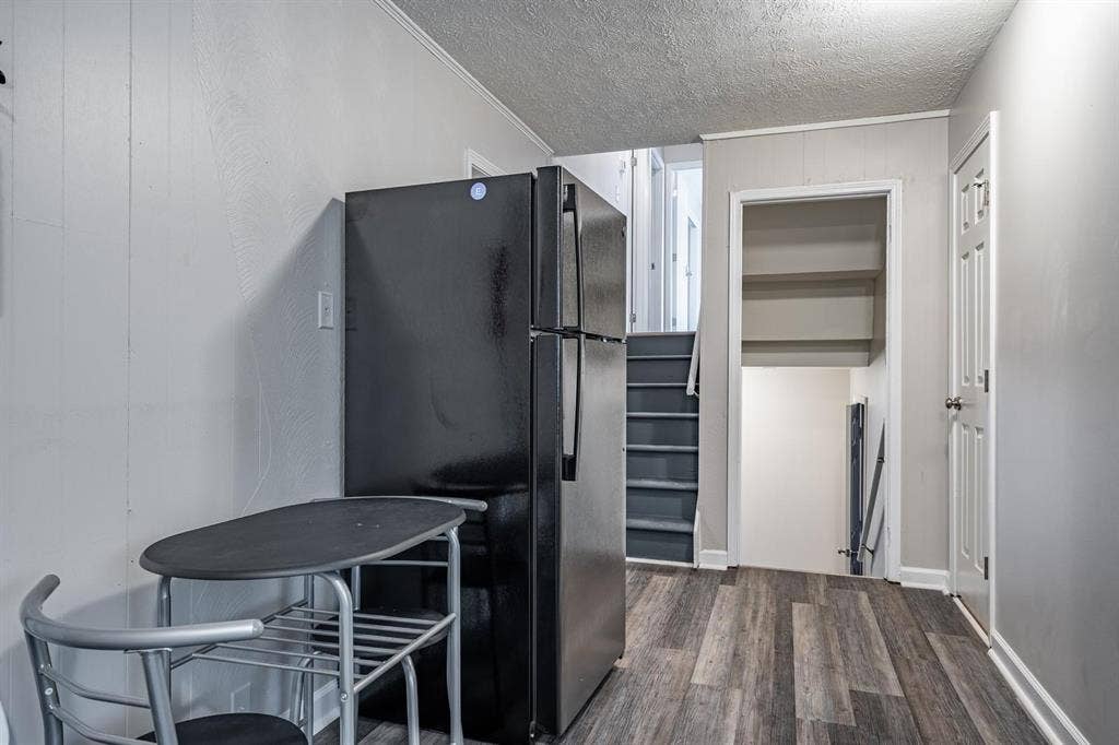 6 BR in Ellenwood