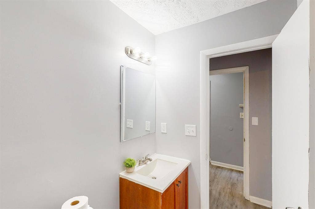 7 BR in College Park