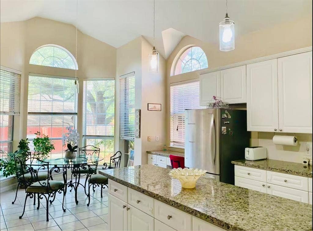 4 BR in Flower Mound