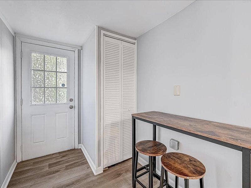 8 BR in Jacksonville