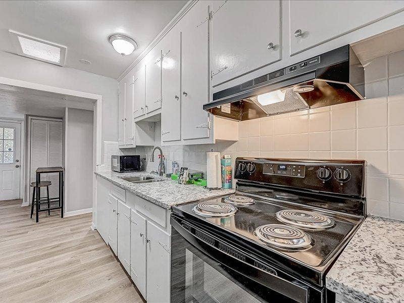 8 BR in Jacksonville