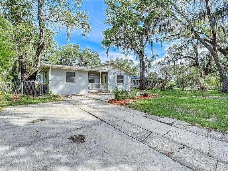8 BR in Jacksonville