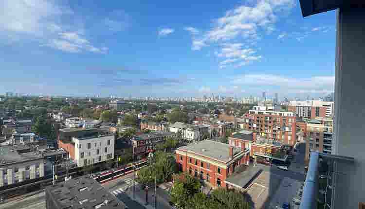 Queen St West bright and modern