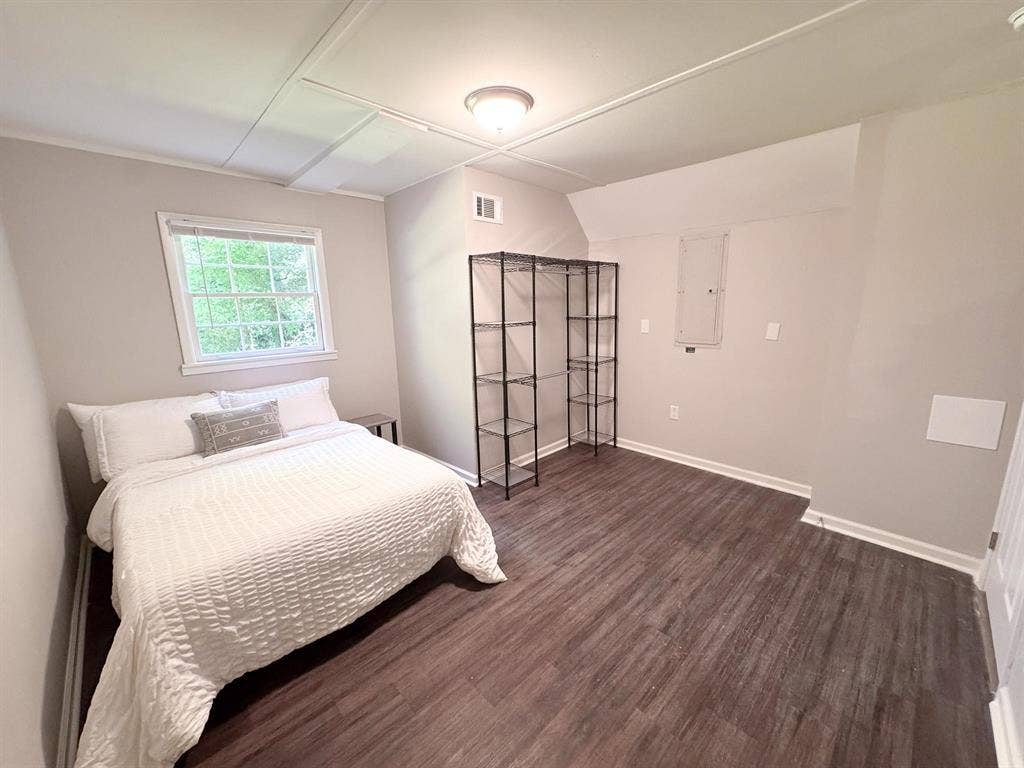 6 BR in Decatur