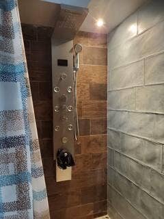 6 BR in Tarpon Springs