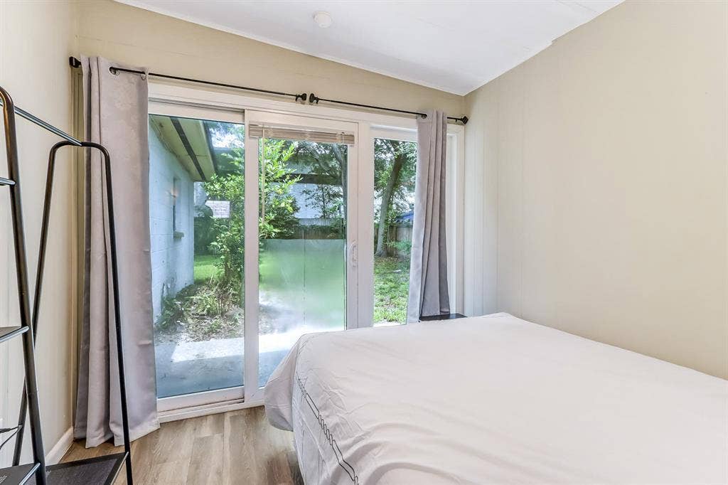 9 BR in Jacksonville